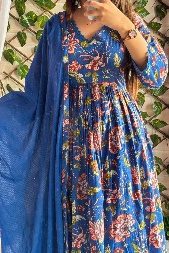 Neelam Suit Set