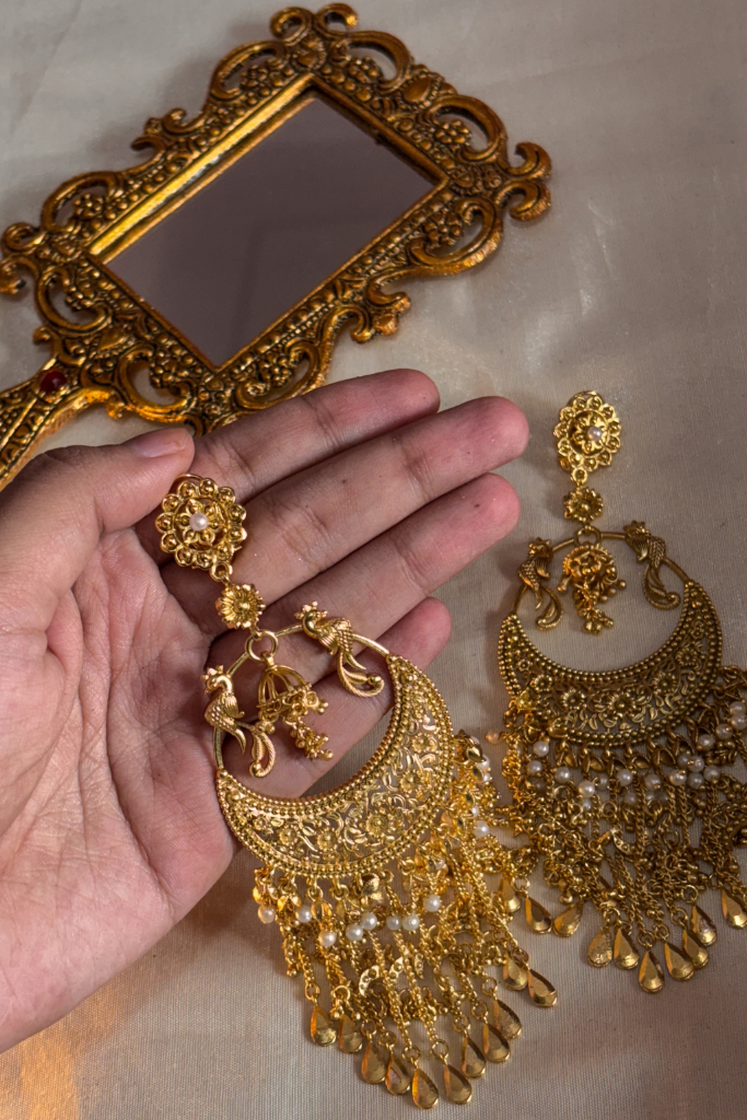 Swarna Earrings