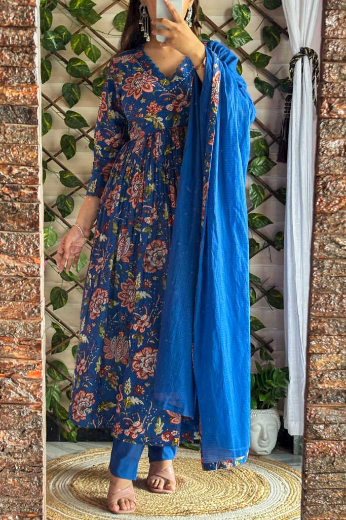 Neelam Suit Set