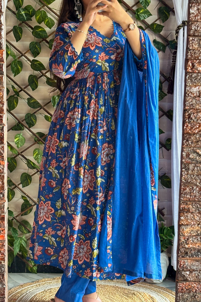Neelam Suit Set
