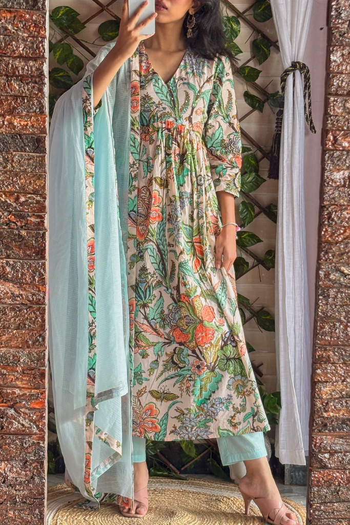 Gulnaar Suit Set