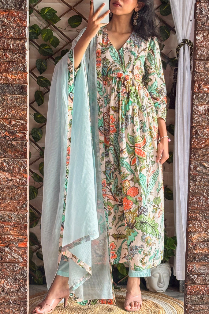 Gulnaar Suit Set