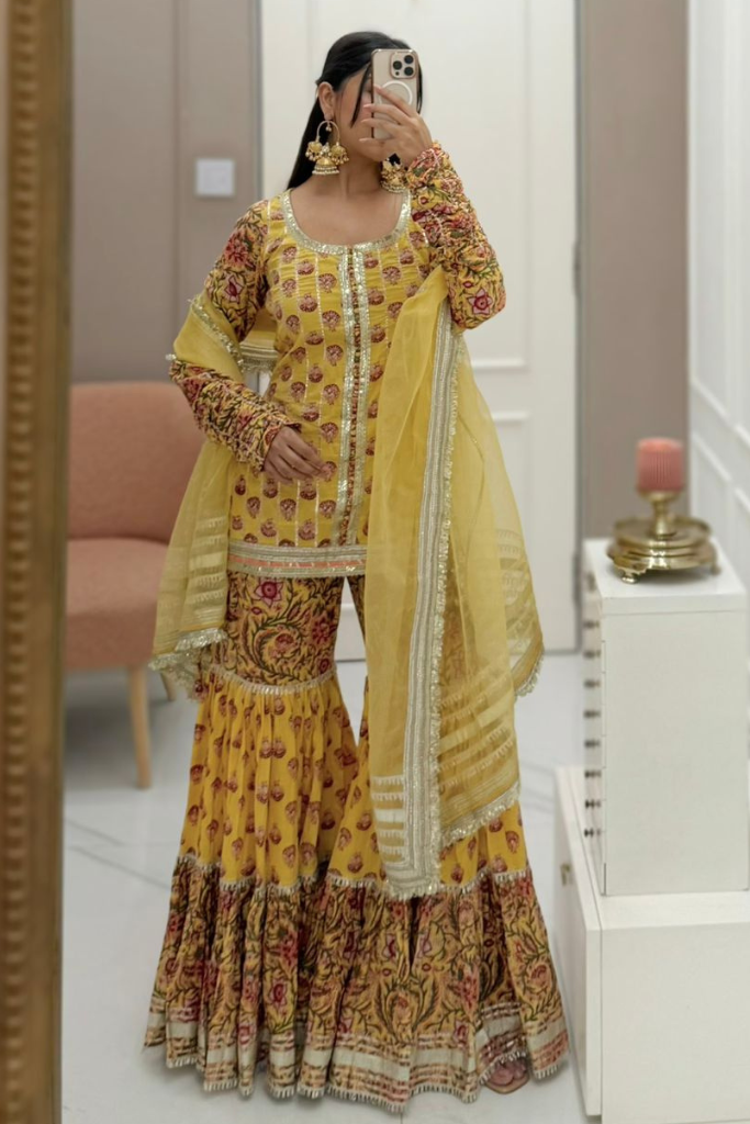 Ayesha Sharara Set
