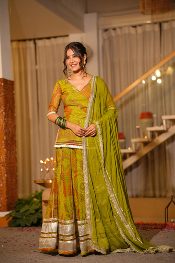 Suvarna Bandhani Lehenga set
