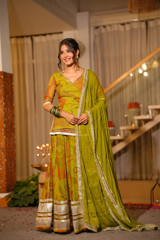 Suvarna Bandhani Lehenga set