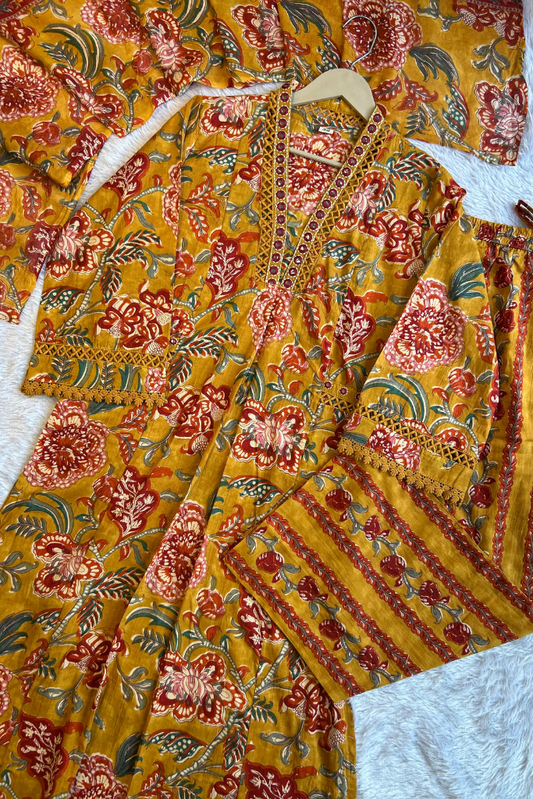 Amber Bahaar Kurta Set