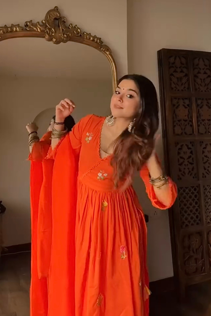 Neha Suit Set