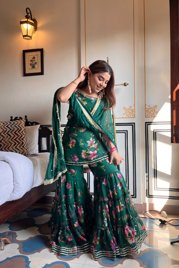 Vaani Sharara Set