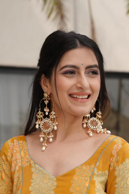 Meera Chandbalis