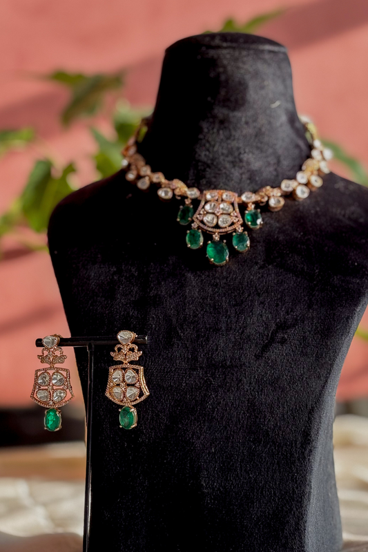Green Kundan Panna Necklace Set