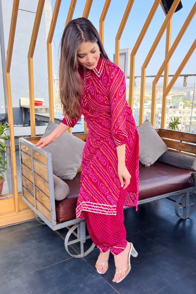 Raabta Bandhani Kurta Set