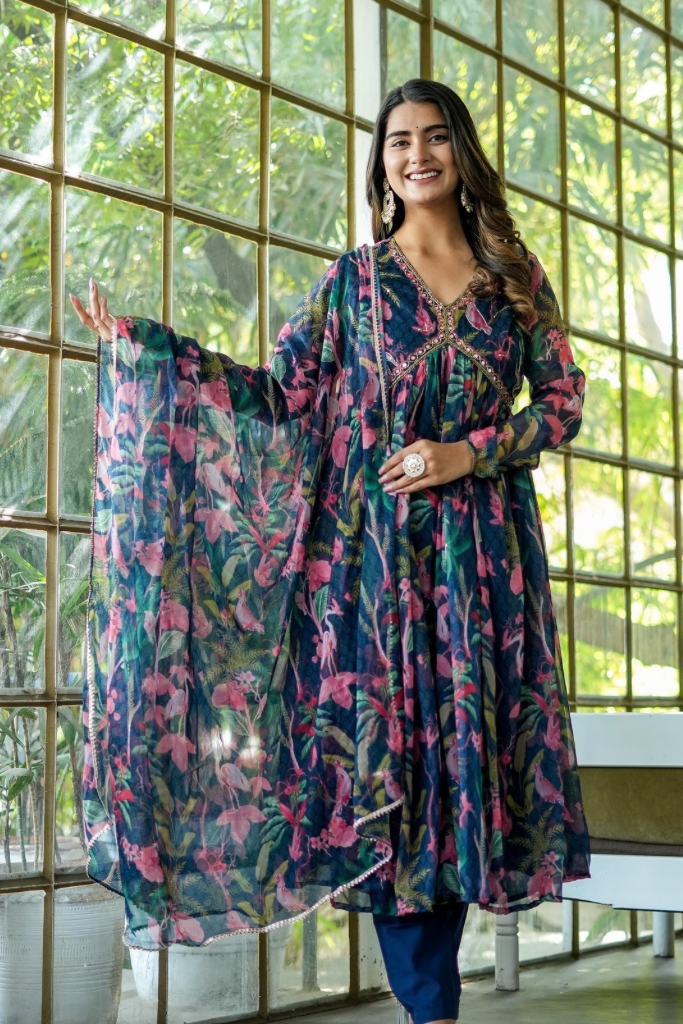 Tarini Chiffon Suit Set