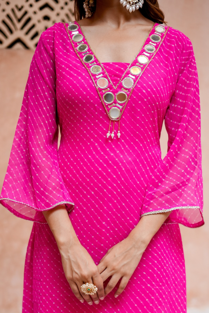 Saaz Aaina Chiffon Set